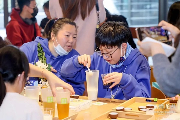 1712492956125467.jpg 2.jpg